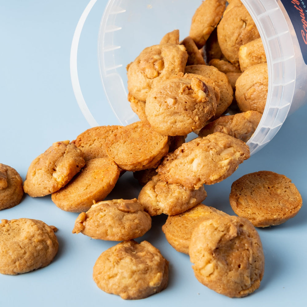 Peanut Butter White Chocolate Chip Bucket