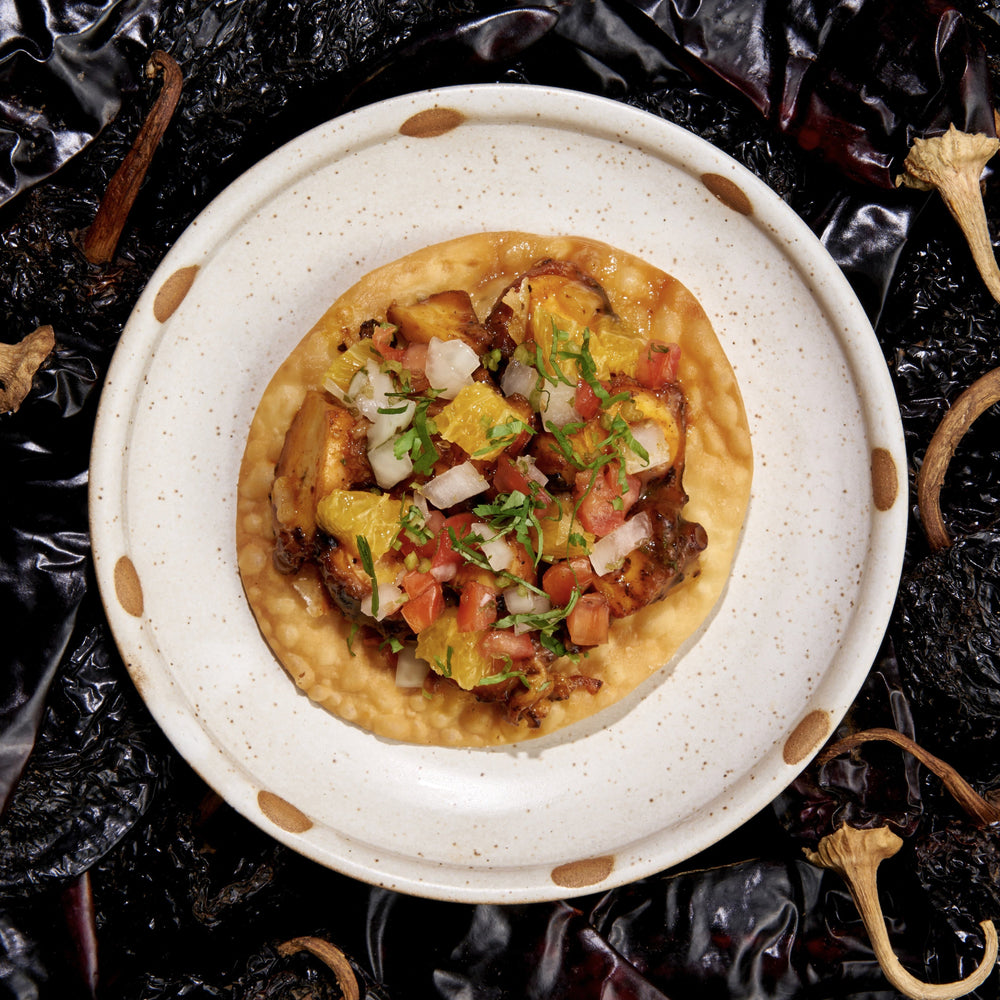 Pulpo Tostada (1 pc)