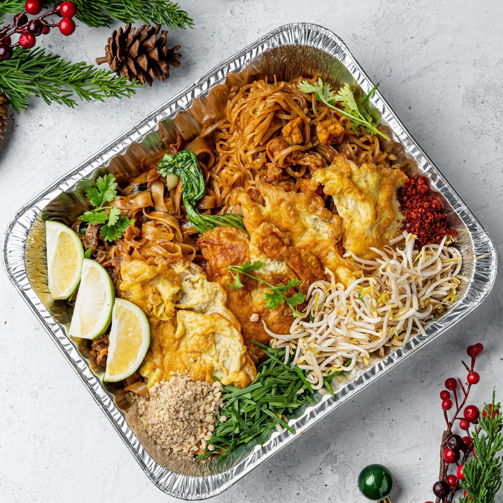 Chicken and Beef Combo Pad Thai Tray